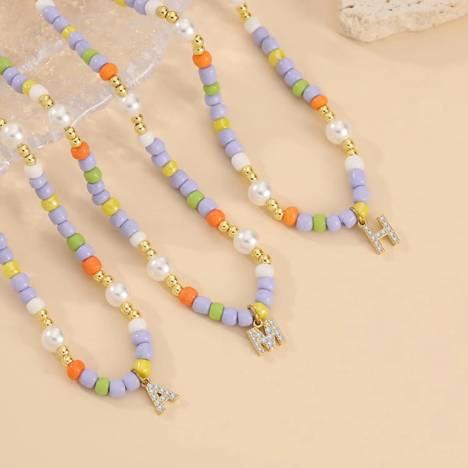 Colorful Beaded Initial Necklaces for Women Boho Jewelry Cute Initial A-Z Choker Necklaces for Women Summer Gifts Jewelry Trendy Sister Birthday Gifts