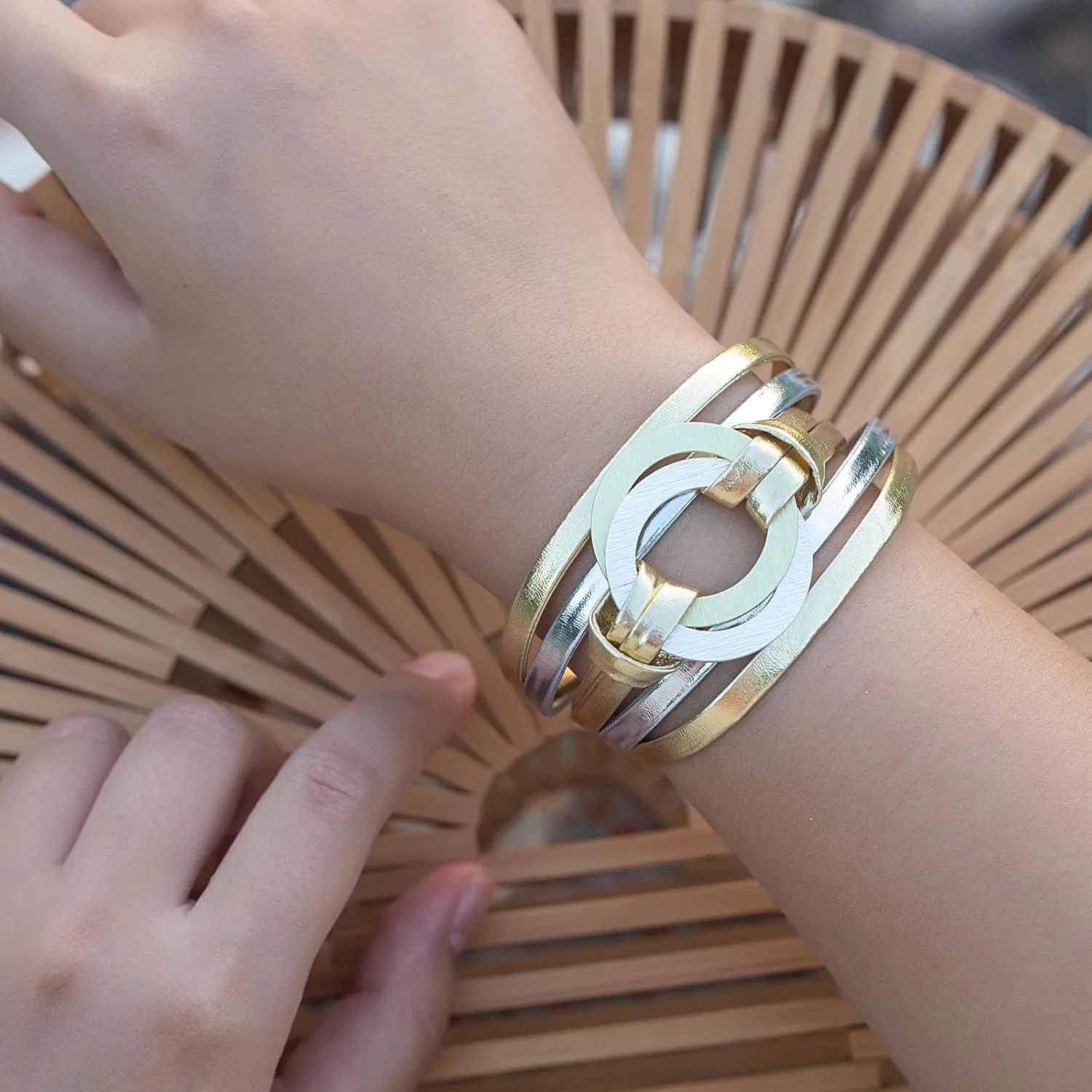 FANCY SHINY Infinity Leather Wrap Bracelets Boho Cuff Bracelets Cute Stackable Bangle with Magnetic Clasp Jewelry Gifts for Women
