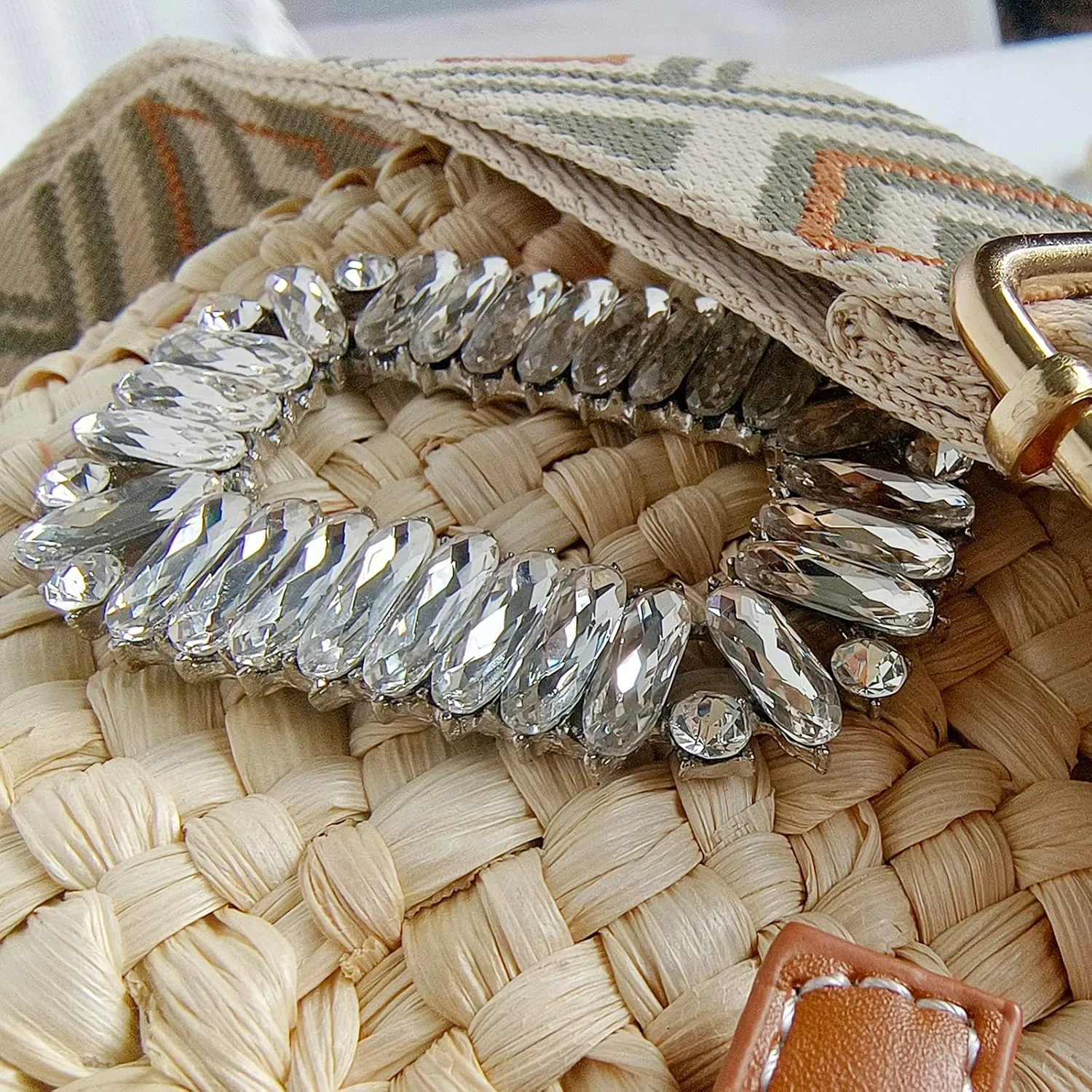 Flower Pearls Rattan Tote Bag Summer Beach Drawstring Straw Bucket Bag Diamonds Woven Handbag