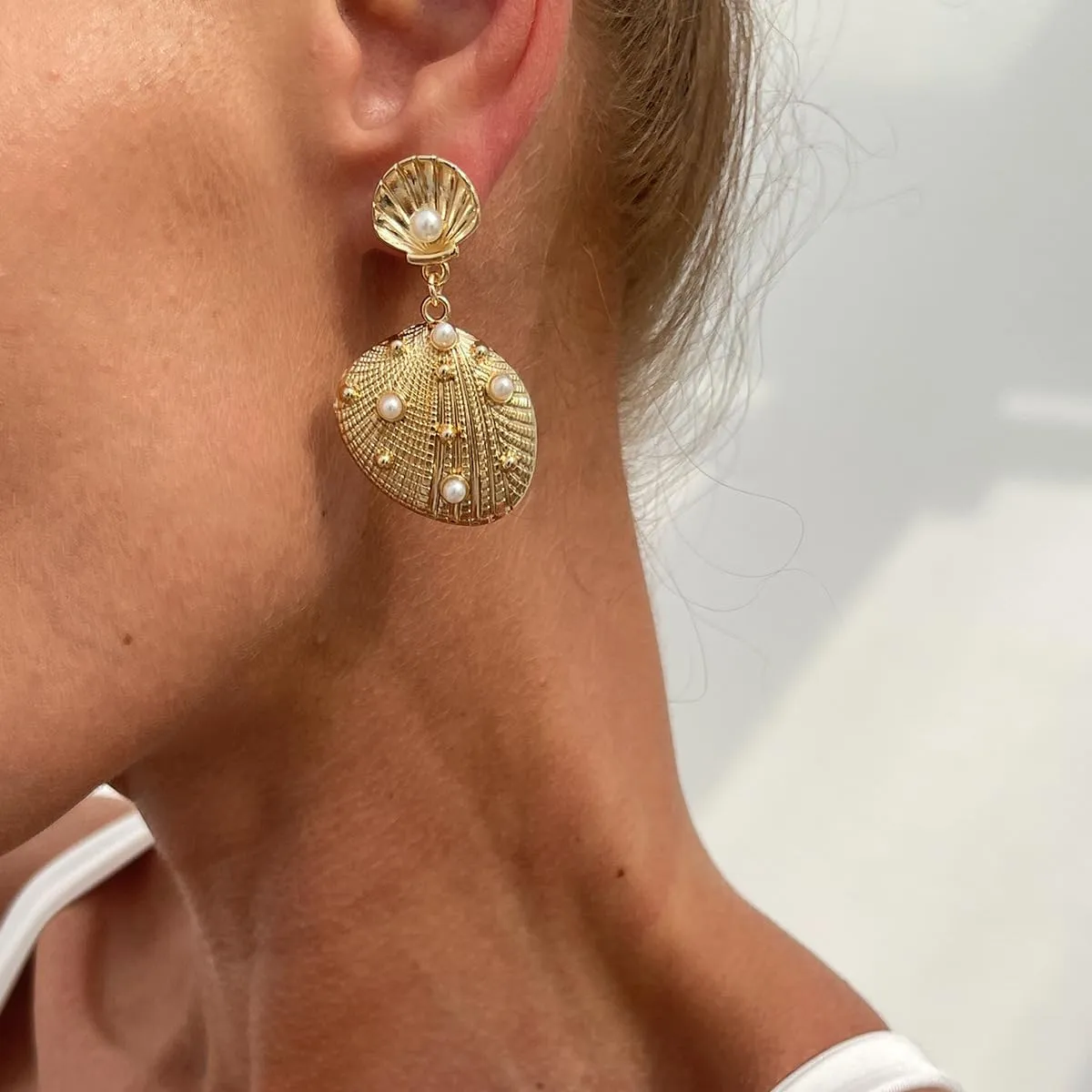 Gold Shell Starfish Earrings for WomenTrendy Bohemian Starfish Dangle Stud Earrings Hawaiian Summer Beach Ocean Earrings Beach Jewelry Costume Accessories