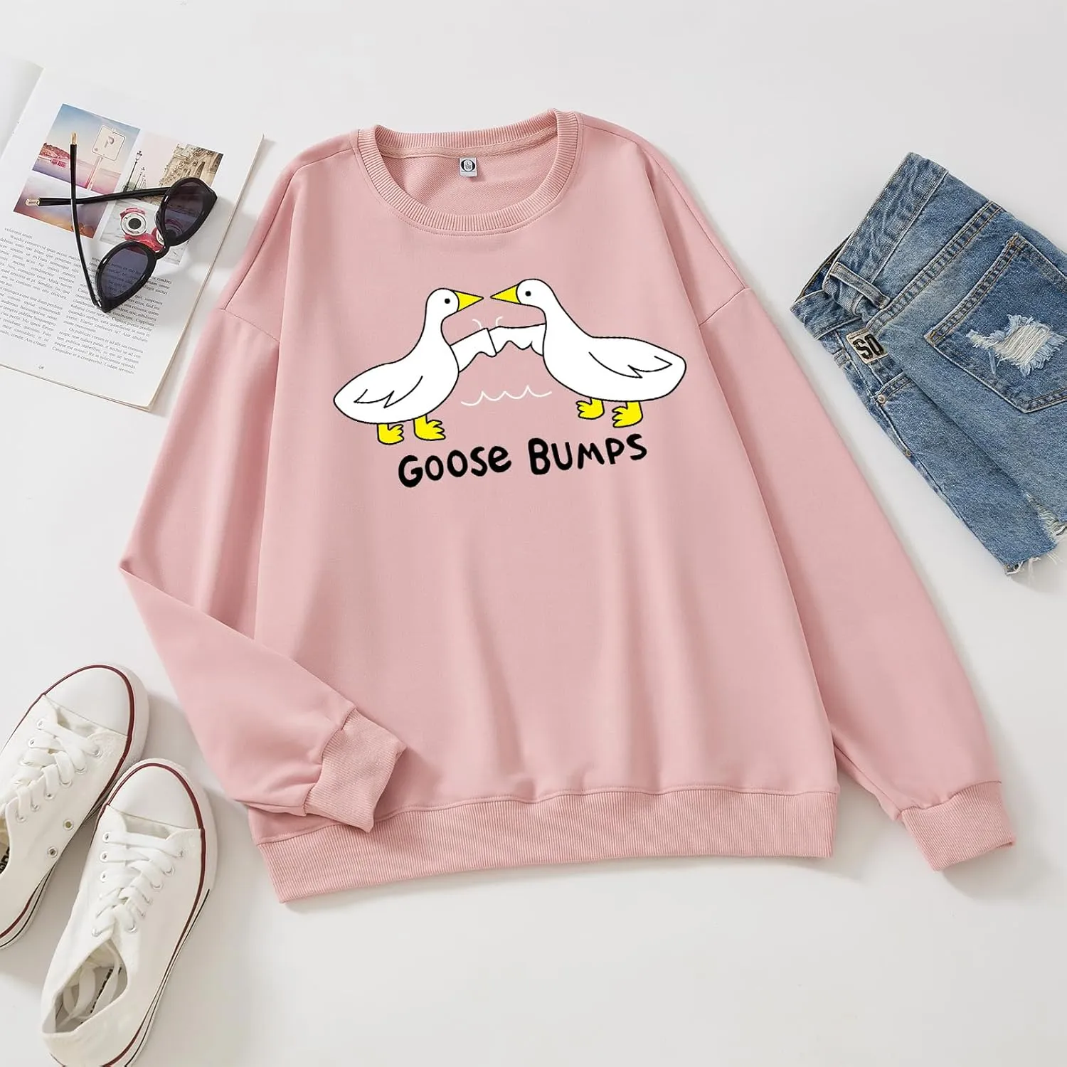 KIEKIECOO Funny Graphic Duck Crewneck Sweatshirts for Women Aesthetic Soft Long Sleeve Pullover Preppy Cute Fall Sweater