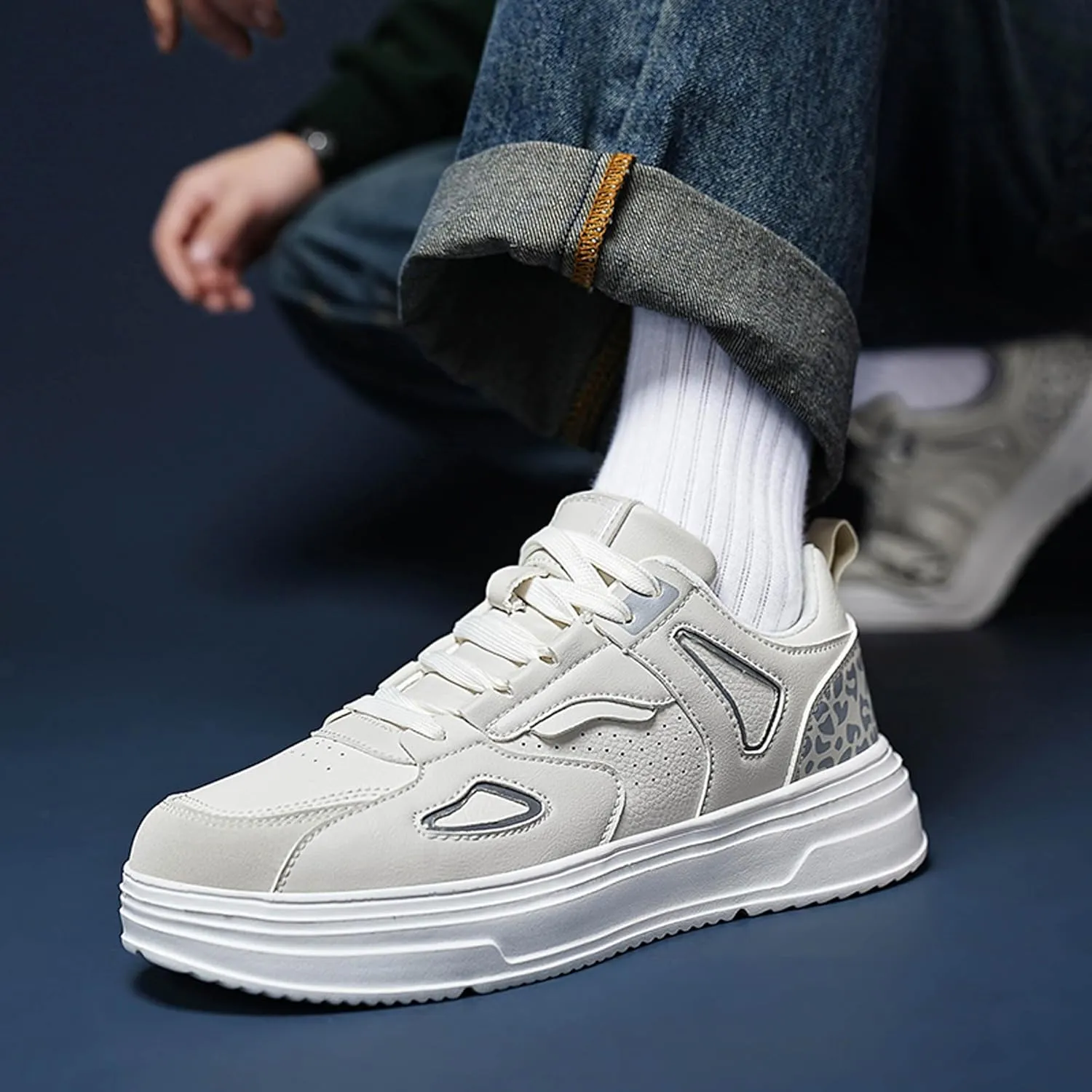 Men Women Lace up Fashion Lightweight Casual Skateboarding Shoes Tennis Shoes Basketball Shoes