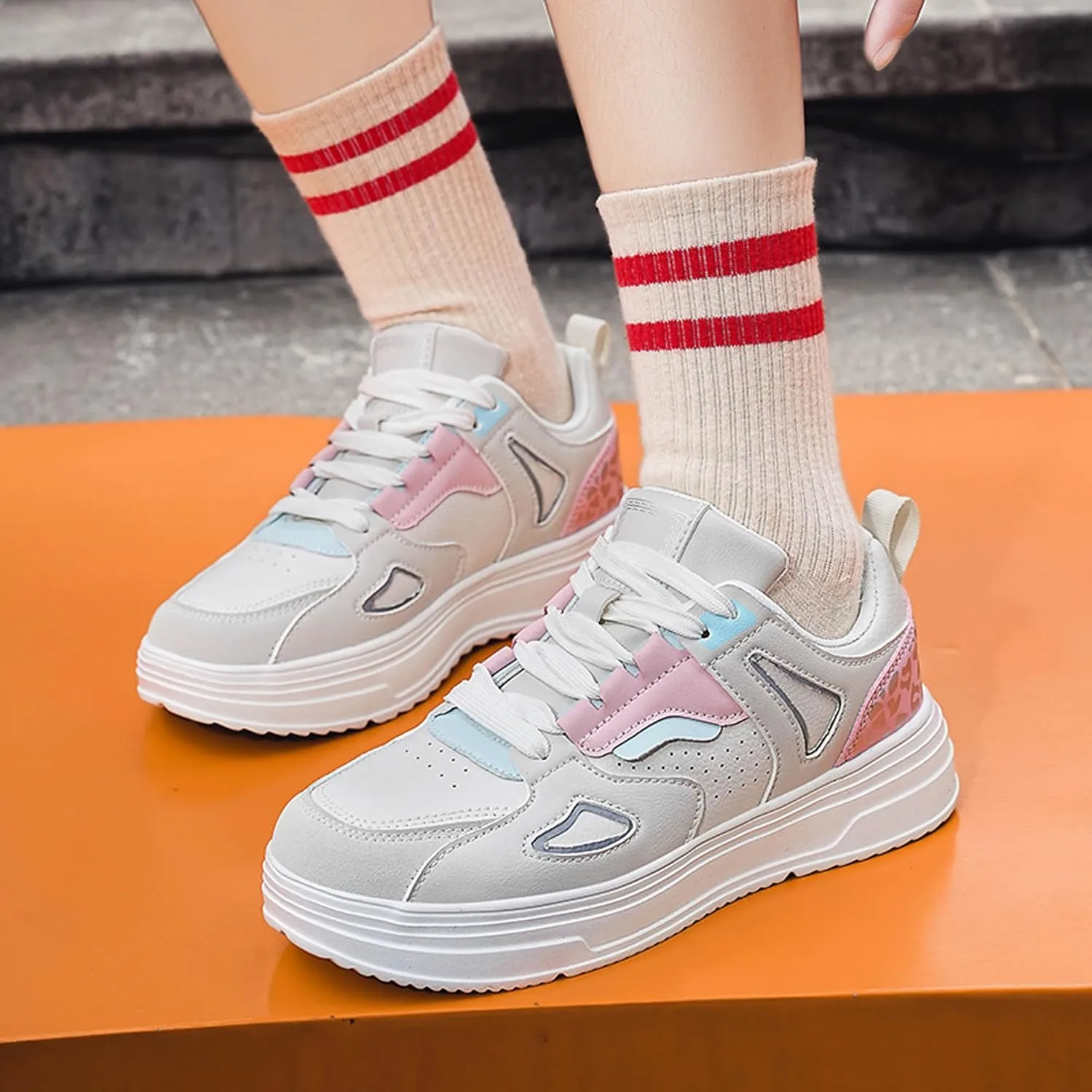 Men Women Lace up Fashion Lightweight Casual Skateboarding Shoes Tennis Shoes Basketball Shoes