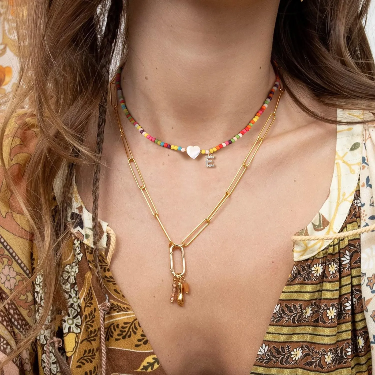 MJartoria Initial Necklaces for Women, Colorful Beaded Necklace, Shell Beach Necklace Letter Choker Handmade Jewelry Gifts