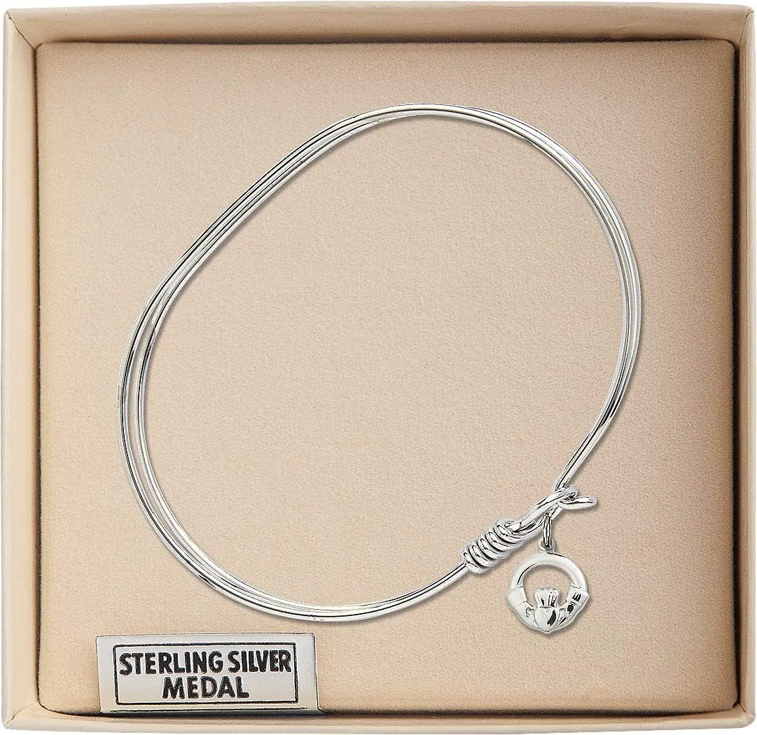 Oval Eye Hook Bangle Bracelet w/Claddagh in Sterling Silver