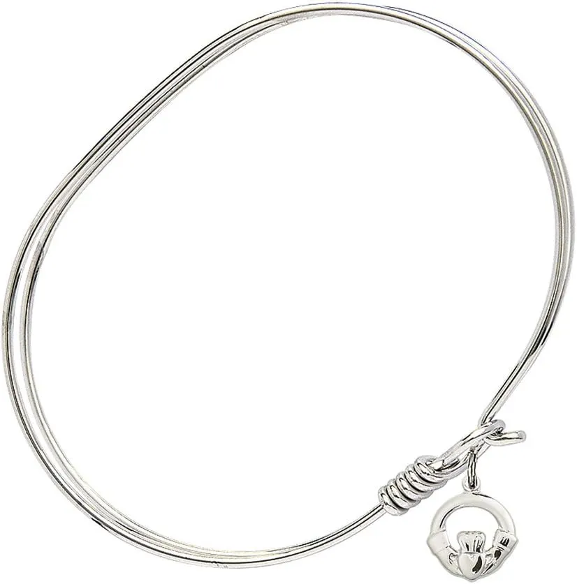Oval Eye Hook Bangle Bracelet w/Claddagh in Sterling Silver