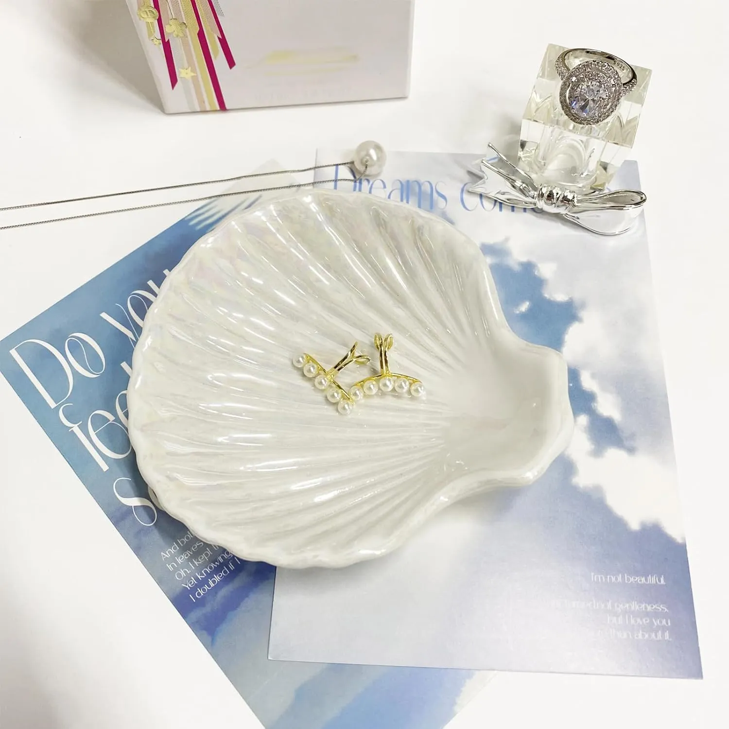 Ring Dish Shell Shape Ceramic Jewelry Dish Tray, Decorative Trinket Dish Organizing Rings Earrings Necklaces Keys for Mom Friend Sister, 3.9", White Iridescent Surface